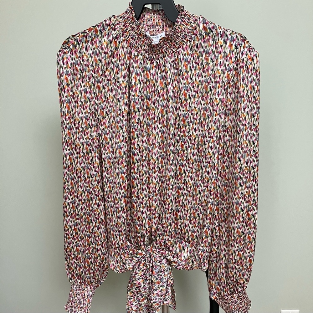 Carolina Belle Women's Blouse NWT